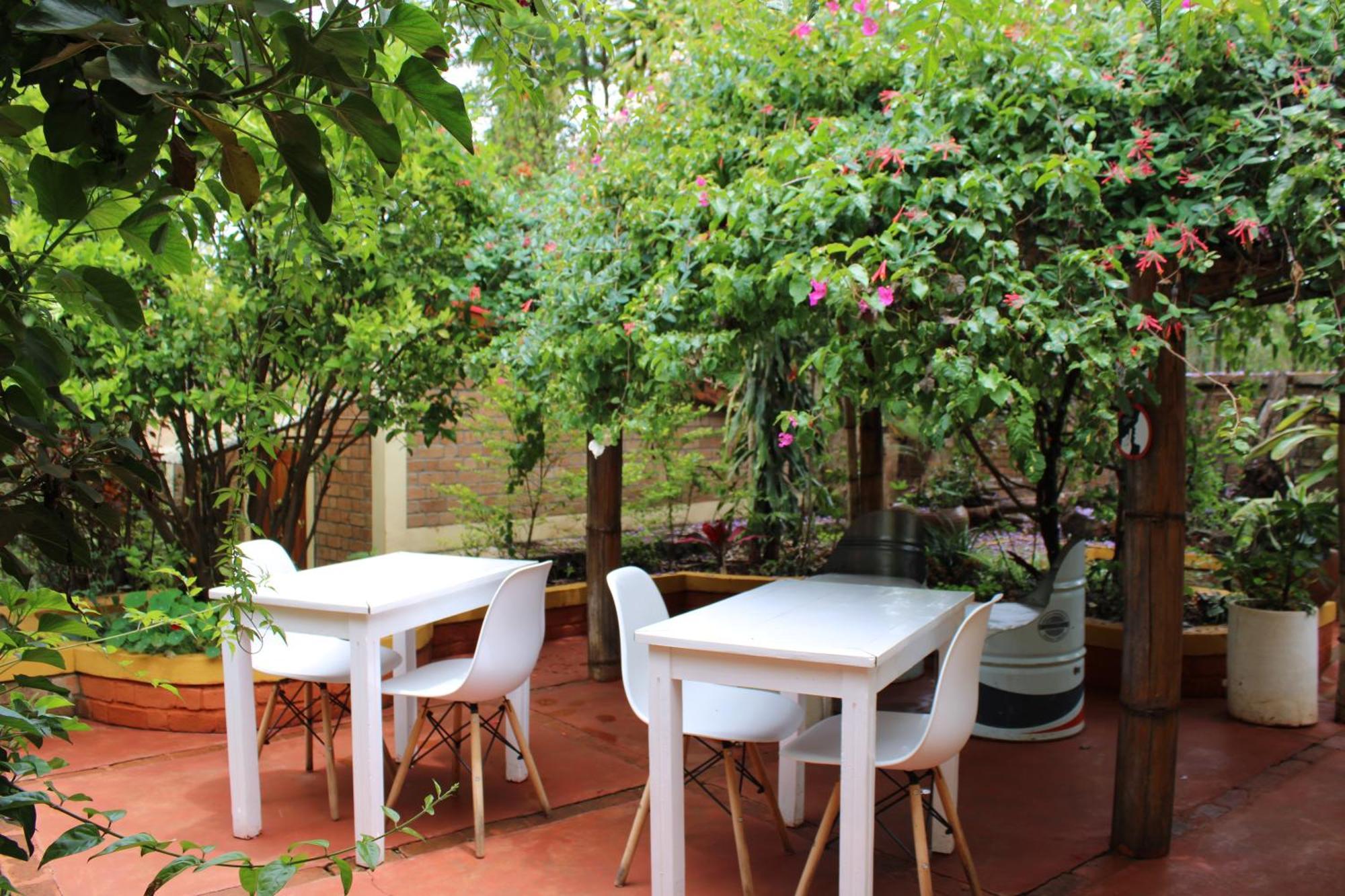 Souimanga-Hotel Antsirabe Extérieur photo