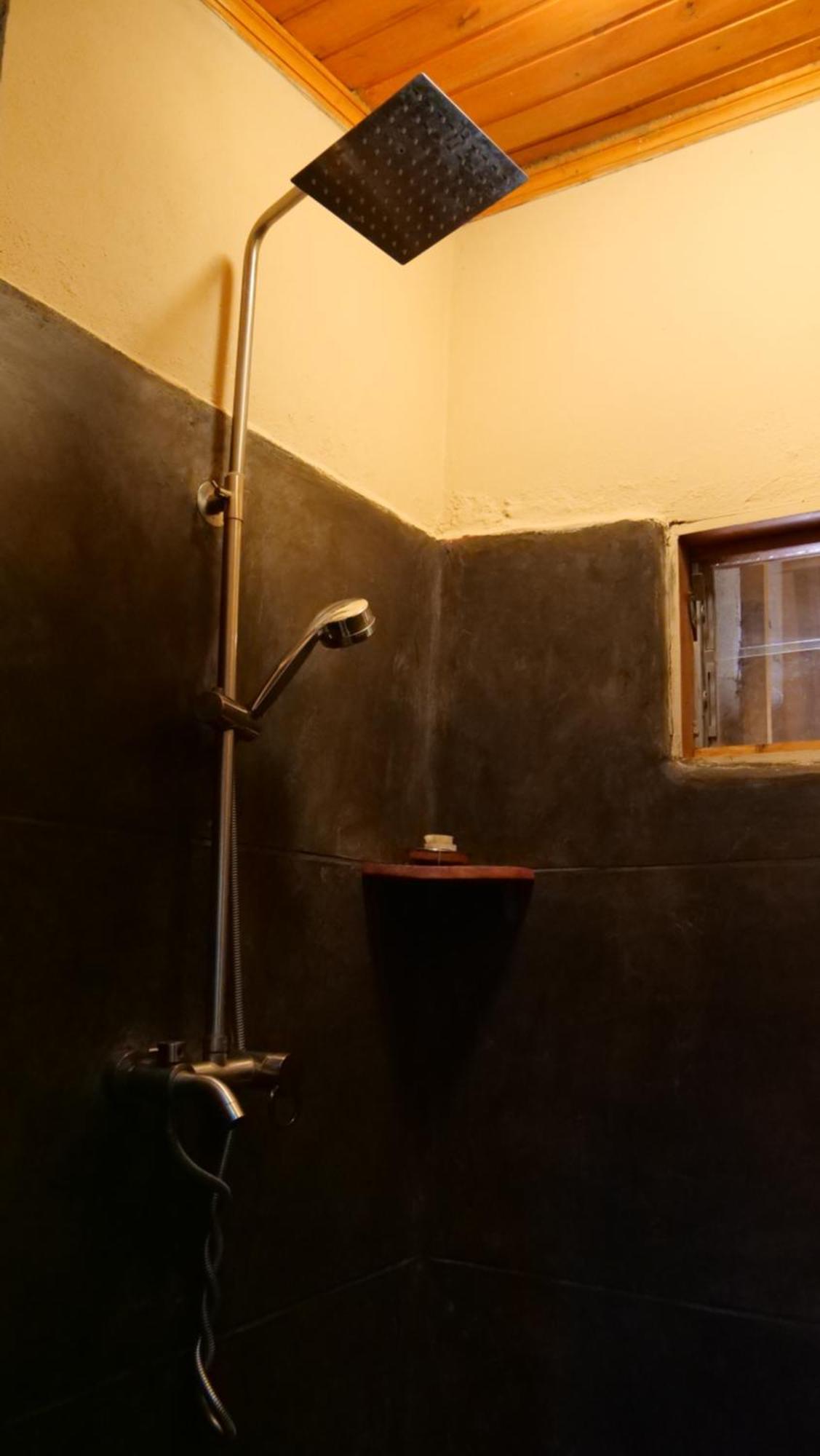 Souimanga-Hotel Antsirabe Extérieur photo