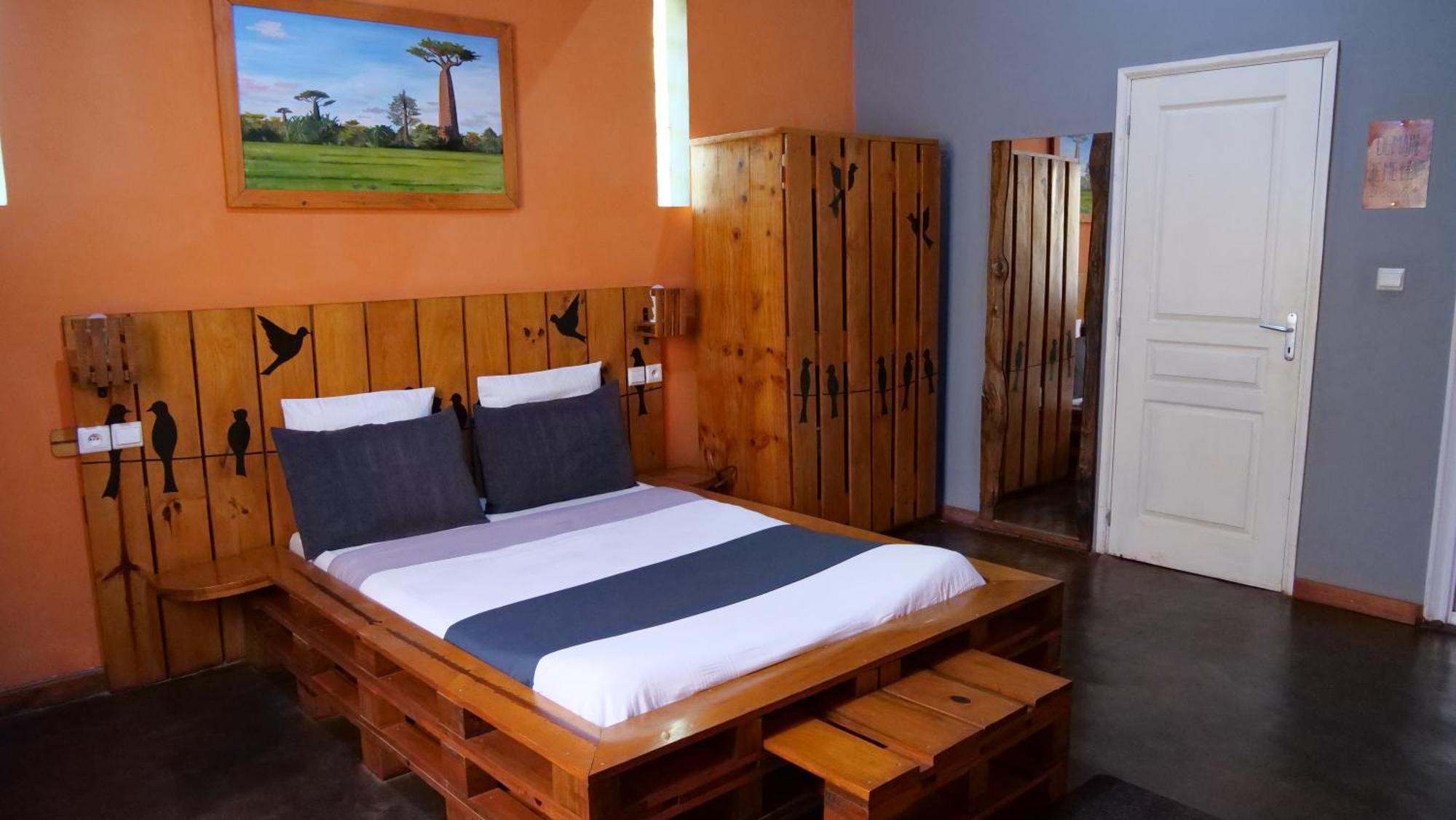 Souimanga-Hotel Antsirabe Extérieur photo